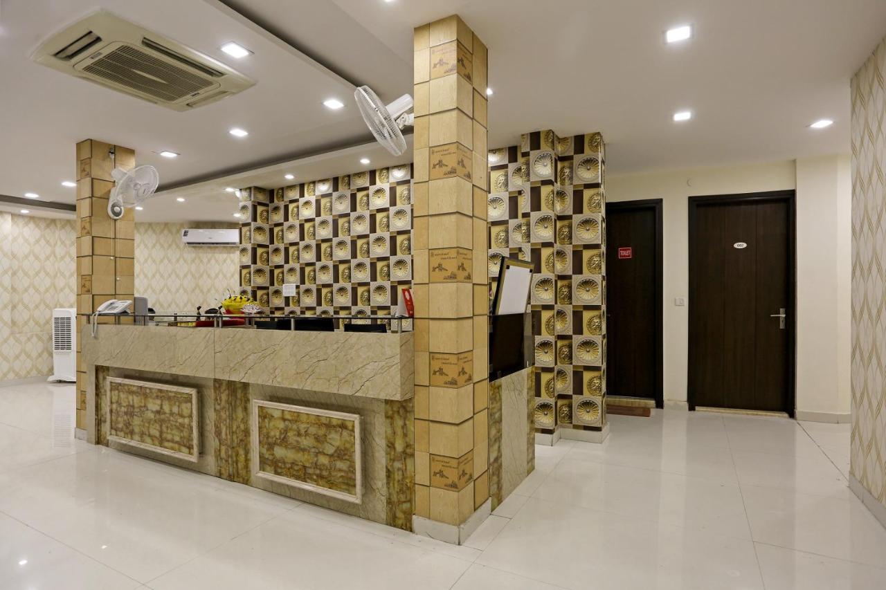 Oyo Hotel Asko International Near Gurudwara Shri Bangla Sahib Nova Deli Exterior foto